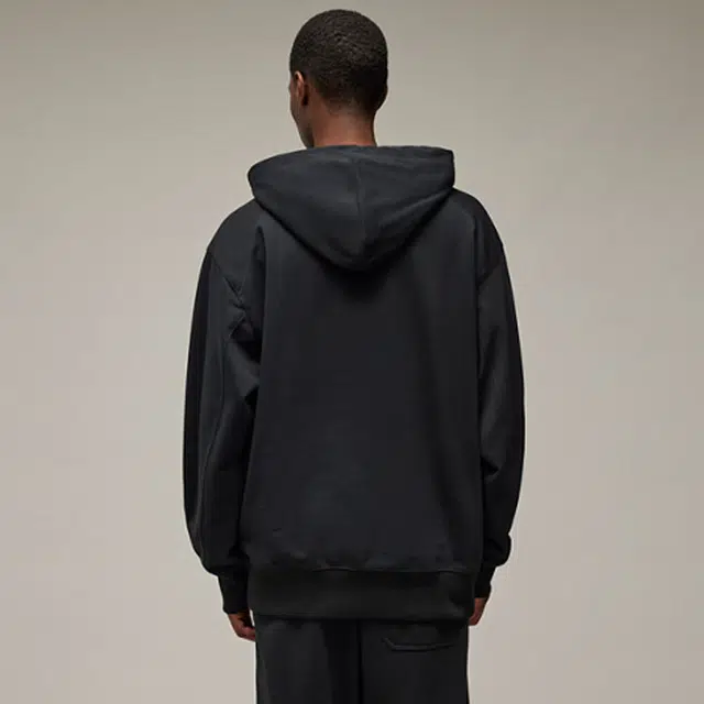Y-3