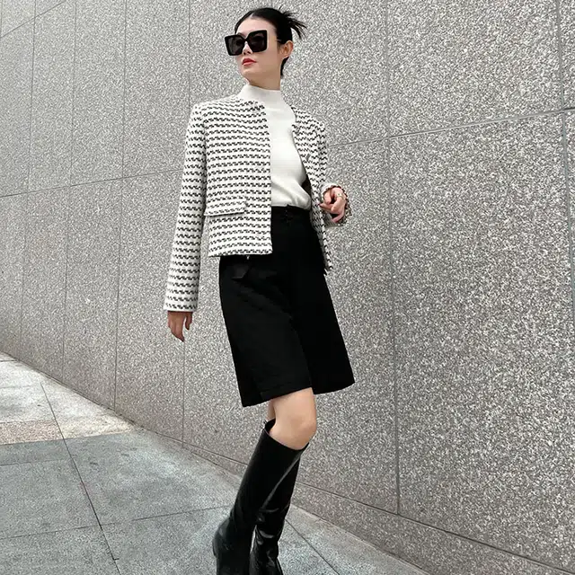 美洋 立体编织纹气质小香风短款毛衣 女款 杏色