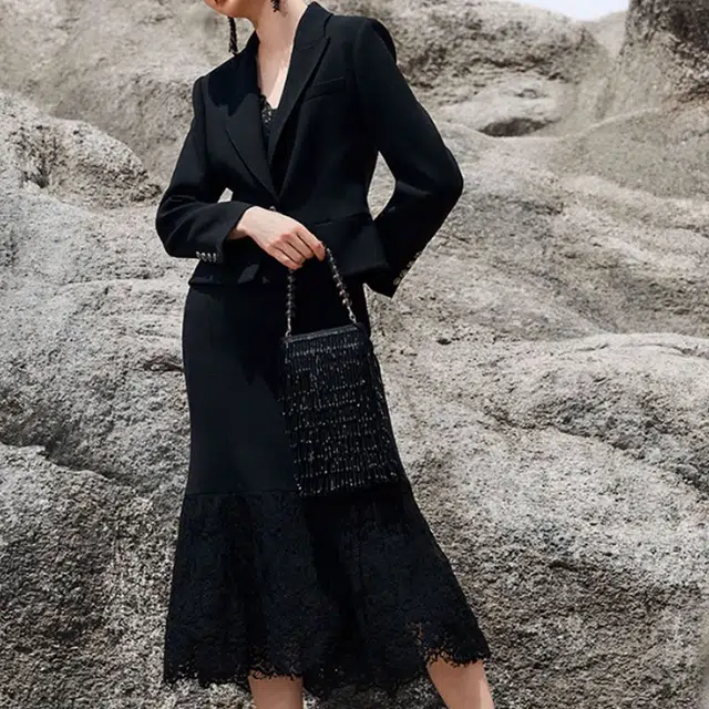 BESIONIA FW23 A