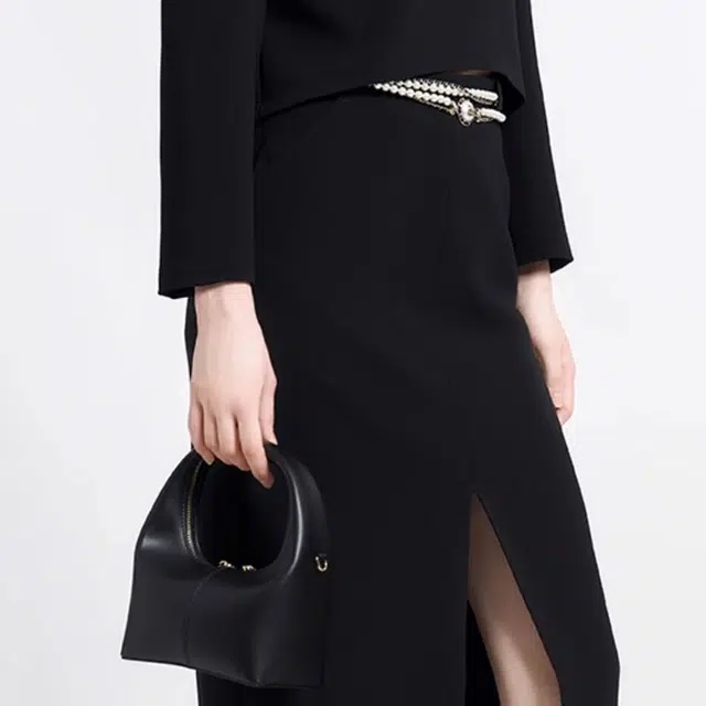 BESIONIA FW23 A