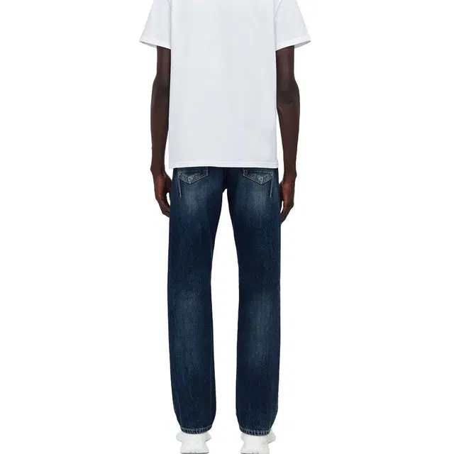 Alexander McQueen T