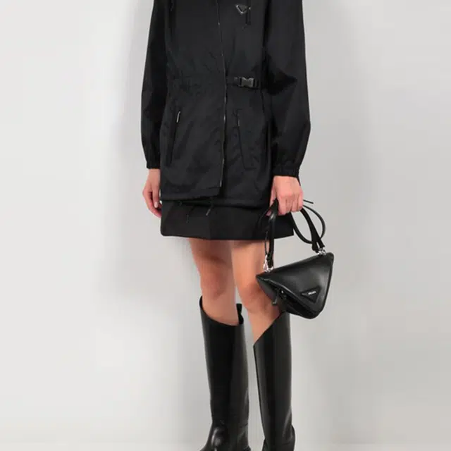 PRADA FW21 Logo