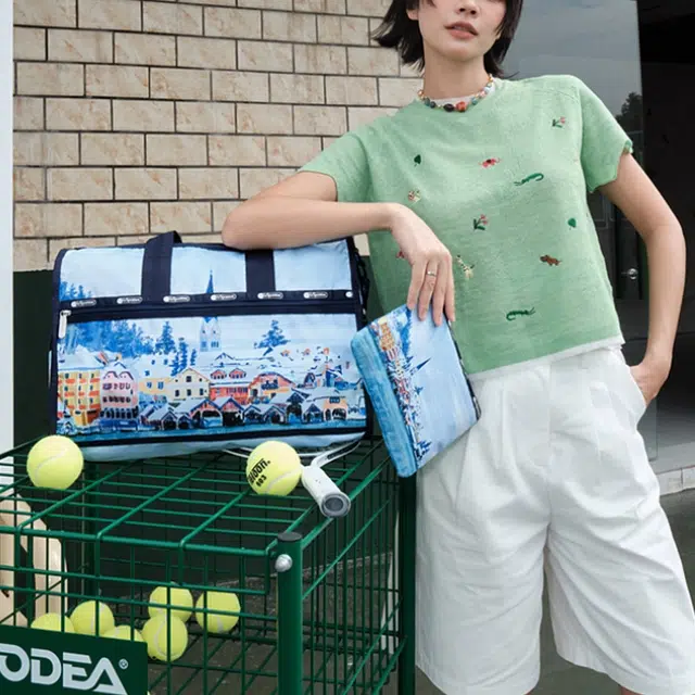 LeSportsac