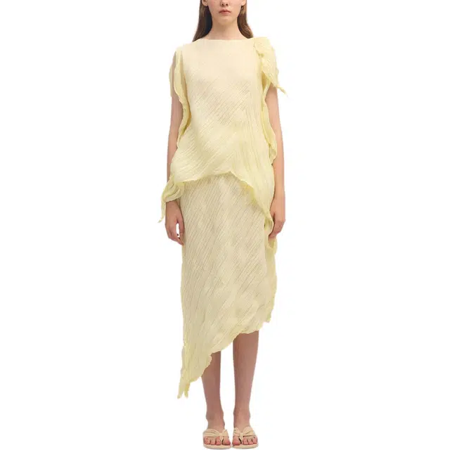 ISSEY MIYAKE T