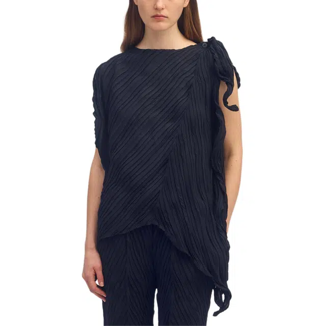 ISSEY MIYAKE T