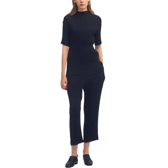 ISSEY MIYAKE T