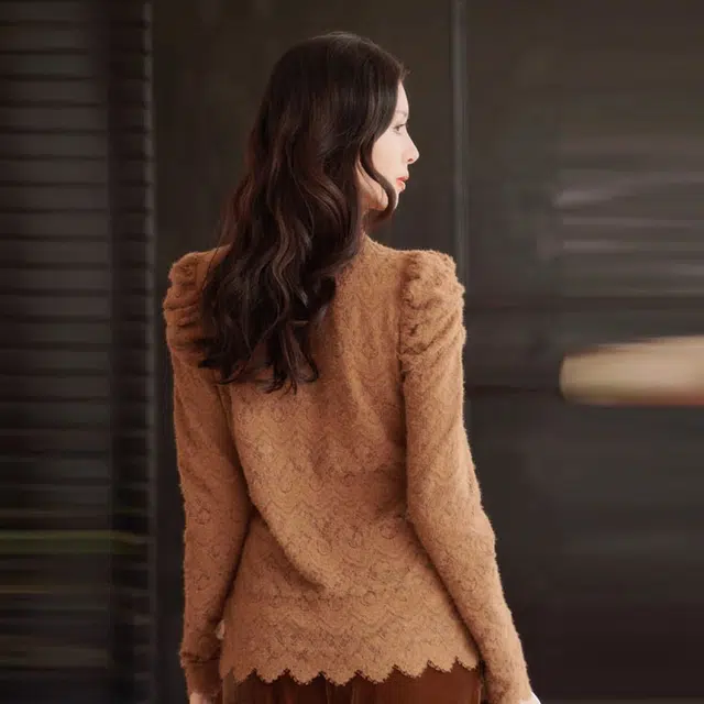 四美子 纯色提花打底长袖衬衫 女款