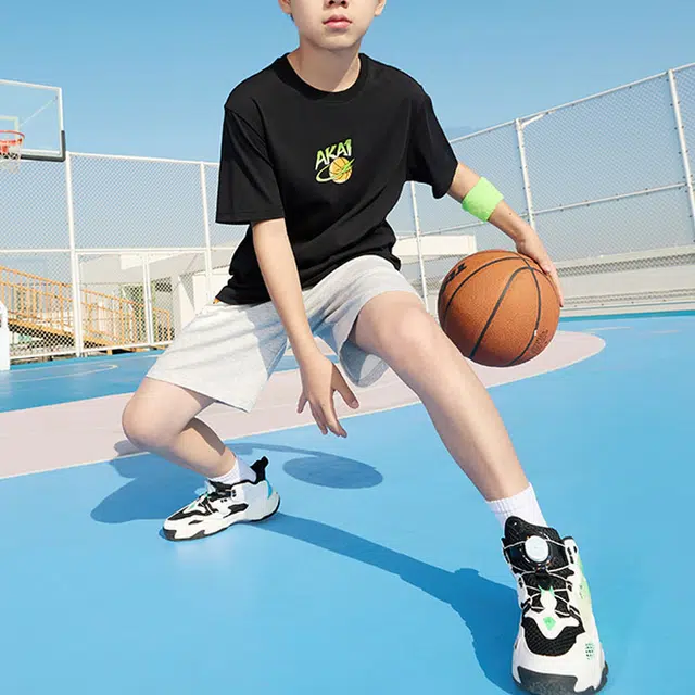 KIDS T