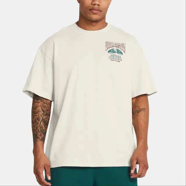 Under Armour T