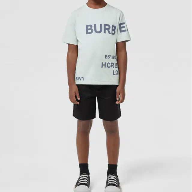 Burberry SS22 LogoT