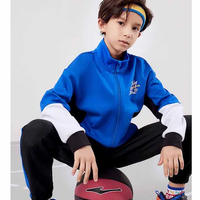 尔克儿童 童装 拼色字母立领拉链外套松紧腰长裤休闲运动套装 男童 温莎蓝
