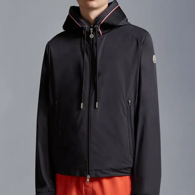 Moncler