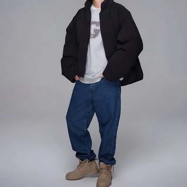 GAP FW23 Washed Straight Mid-Rise Jeans