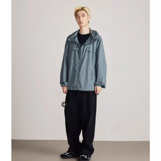 华人青年 纯色连帽薄款防晒服 男女同款 灰绿色
