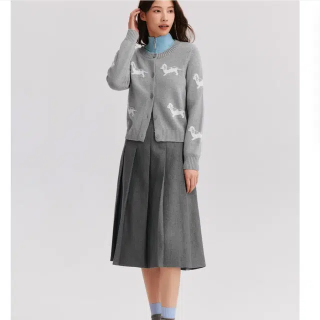 森马 学院甜美风纯色中腰百褶裙休闲短裙 女款 灰色调