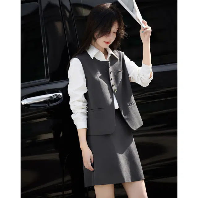 沫晗依美 圆领通勤简约上衣纯色时尚舒适裙子裙装套装 女款 麻灰色