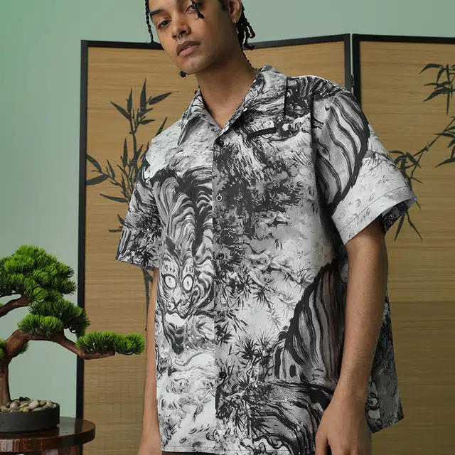 JUNGLE TIGER