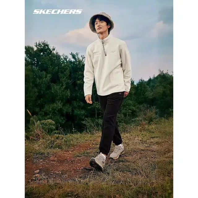 Skechers