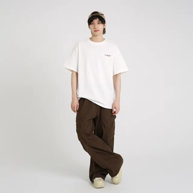 NINETEEN AUTUMN logoT