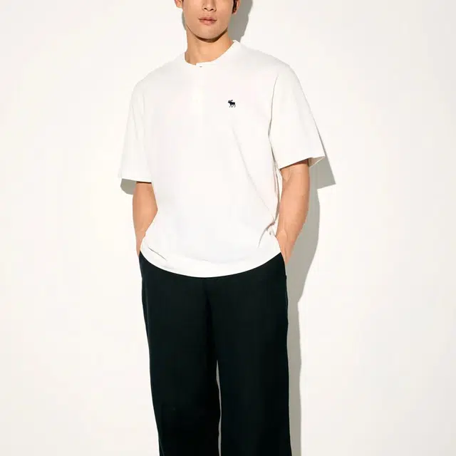 AbercrombieFitch LogoT