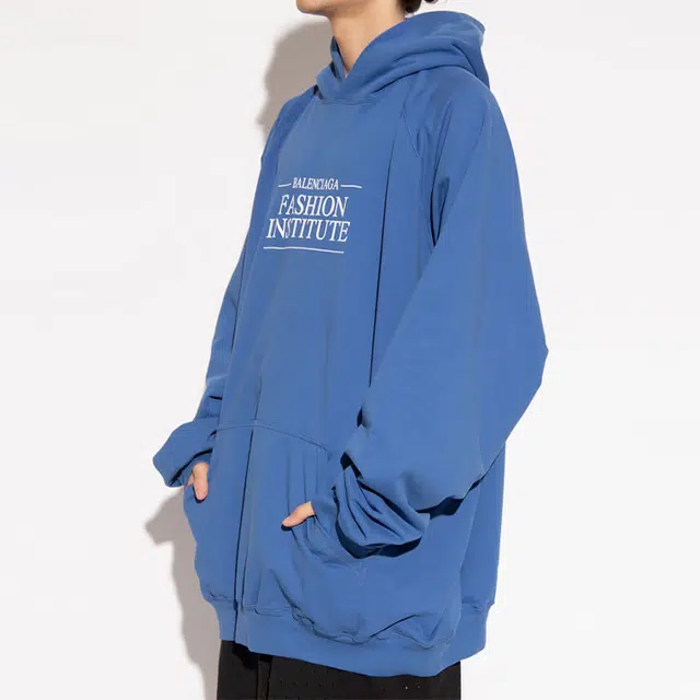 Balenciaga SS22 Logo