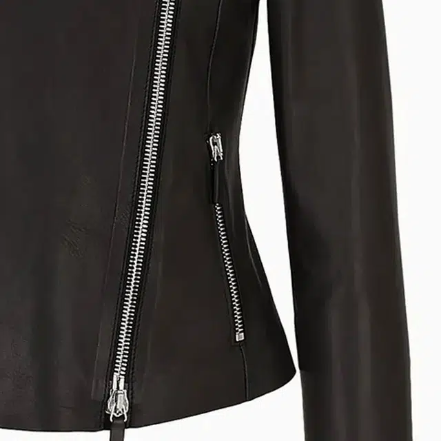 GIORGIO ARMANI