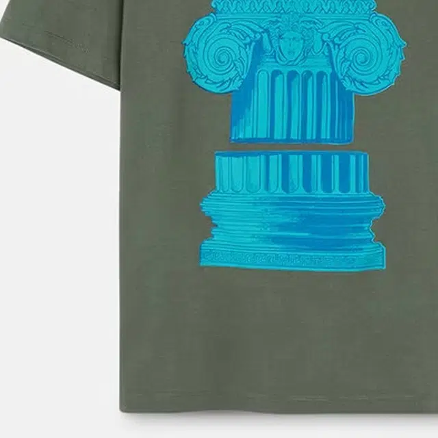 VERSACE T
