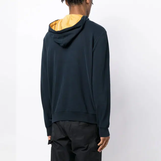 EMPORIO ARMANI FW23 Logo