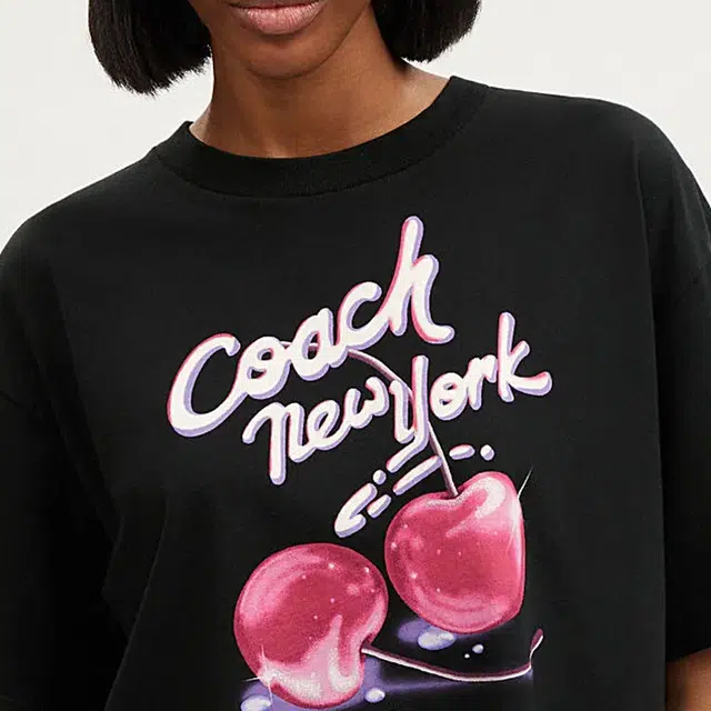 COACH Logo T