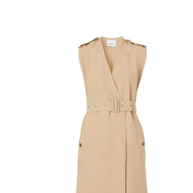 Burberry FW22 V