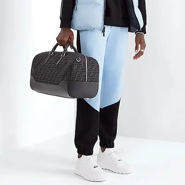 FENDI FW21 Logo