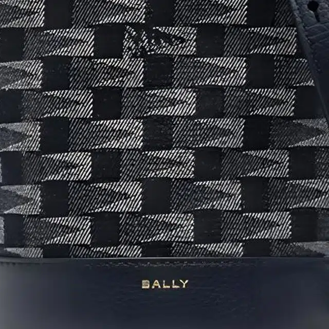 BALLY
