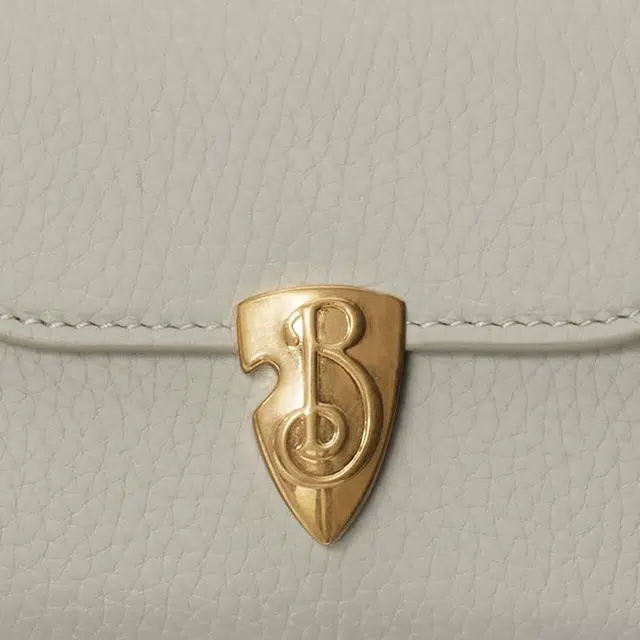 Burberry B