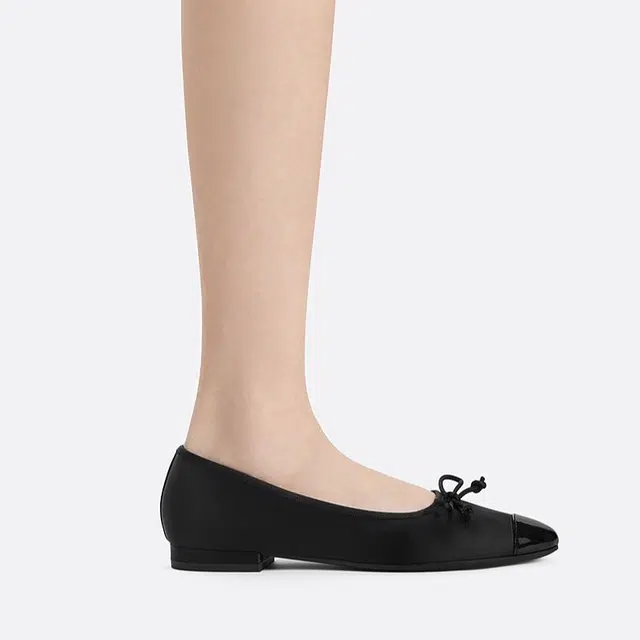 CHARLES&KEITH Retro Bow Ballet Flats