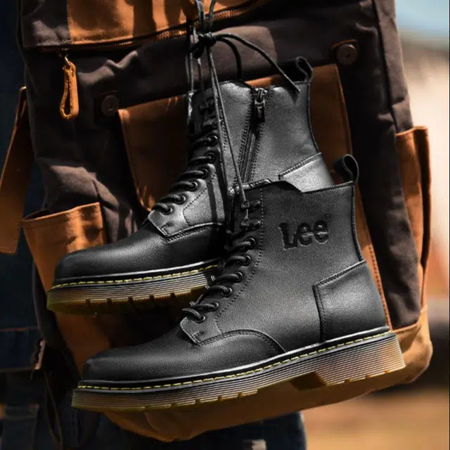 Lee