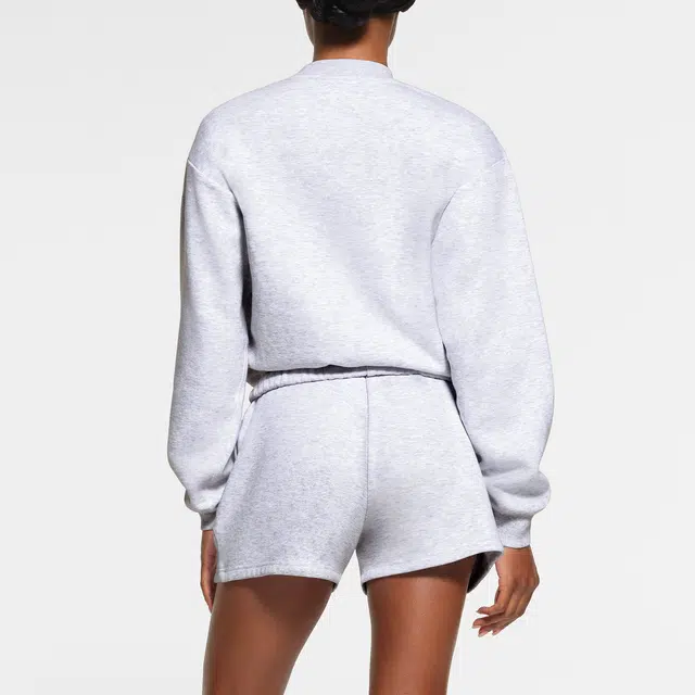 SKIMS COTTON FLEECE CLASSIC CREWNECK LIGHT HEATHER GREY