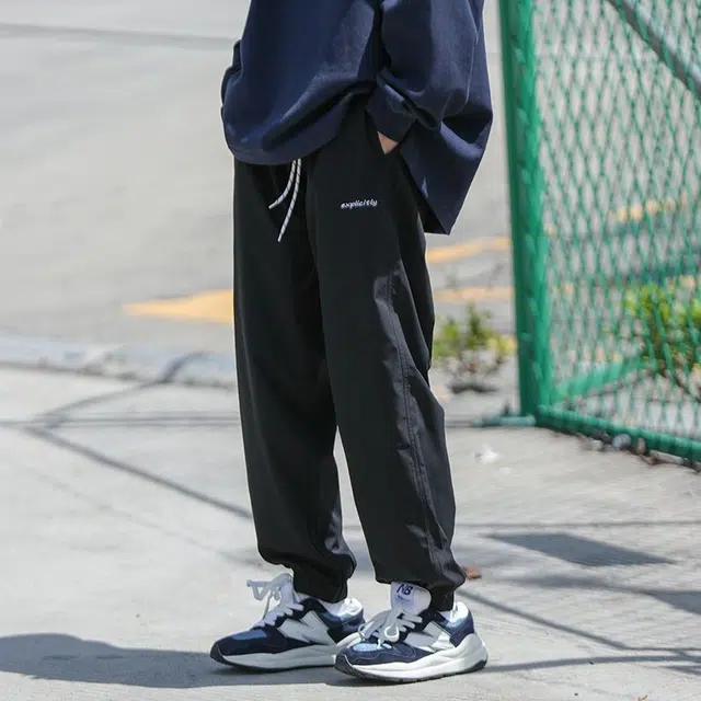 港仔文艺男 束脚运动裤宽松休闲裤 男款