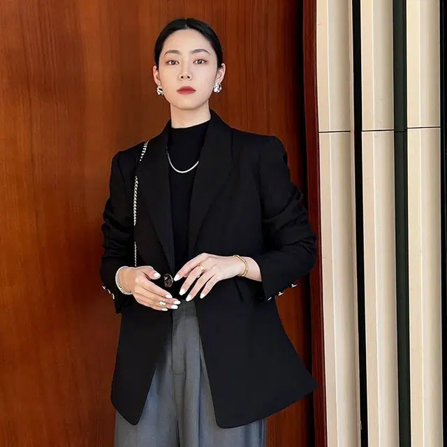 美洋 新款纯色气质休闲西装 女款 黑色