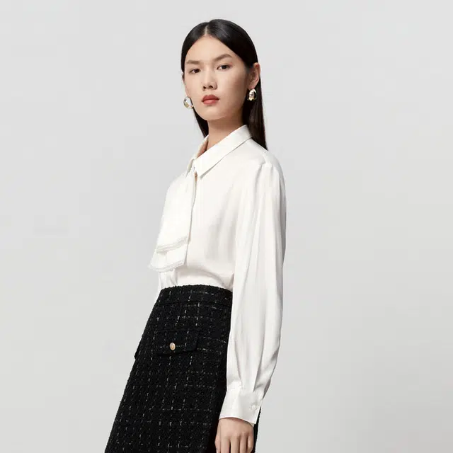 太平鸟 纯色尖领宽松长袖衬衫 女款 白色
