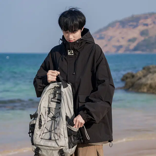 FW23