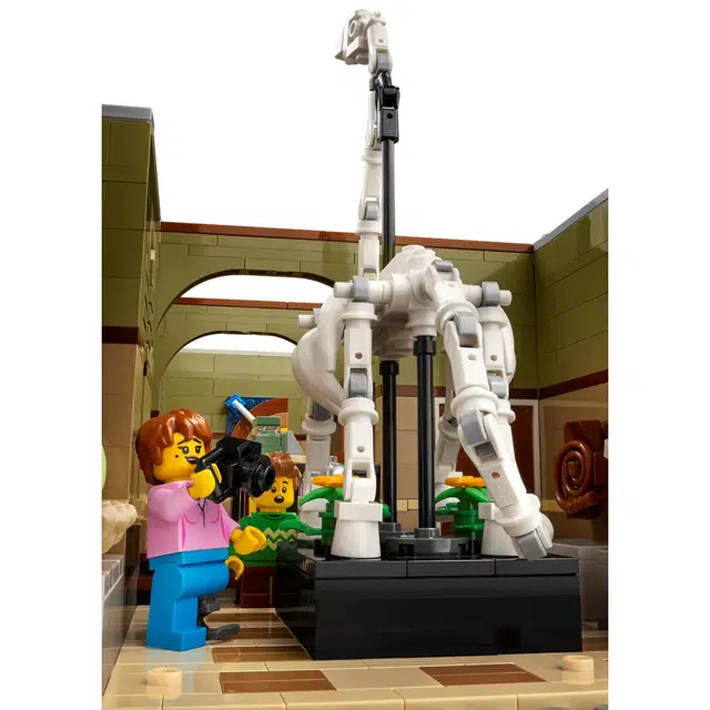 LEGO icons 4014pcs 7 10326