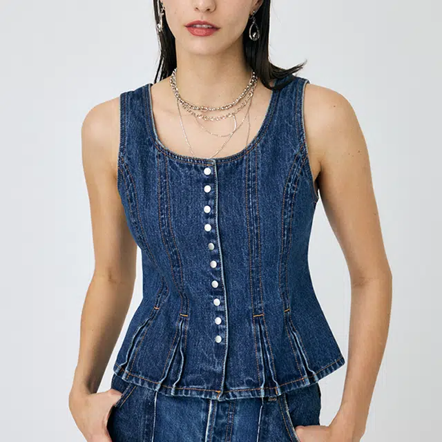 MOUSSY