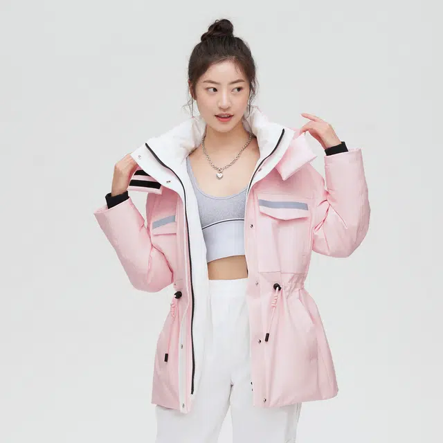 波司登 纯色工装连帽羽绒服 女款