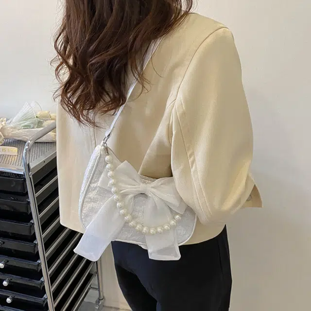 巴朗熊 时尚洋气蝴蝶结潮流流行 尼龙 单肩包 常规 女款 多色