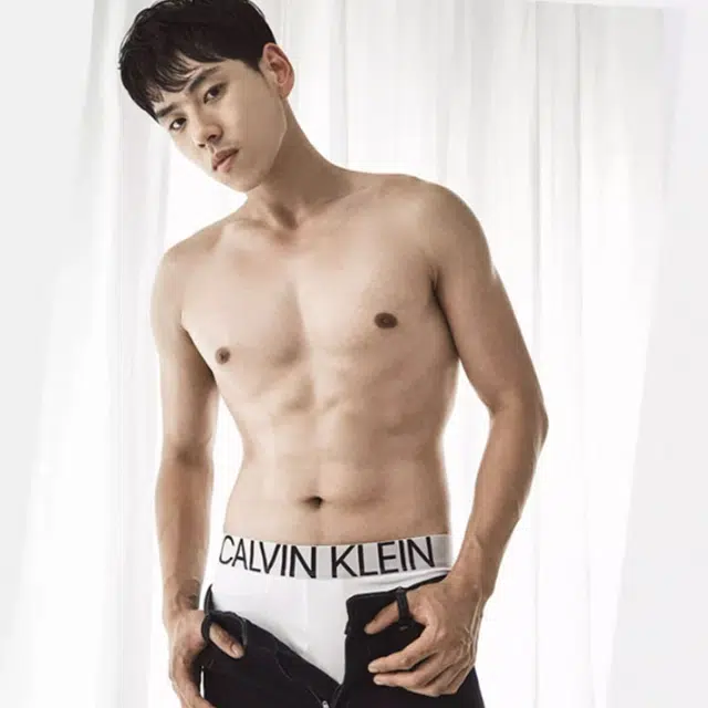 CKCalvin Klein 1