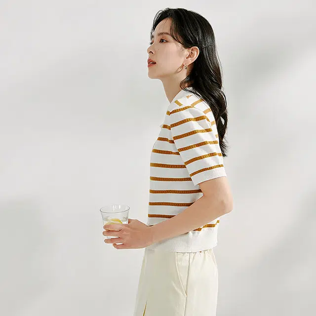 茵曼 拼色条纹翻领单排扣短袖针织衫 女款 咖啡白条