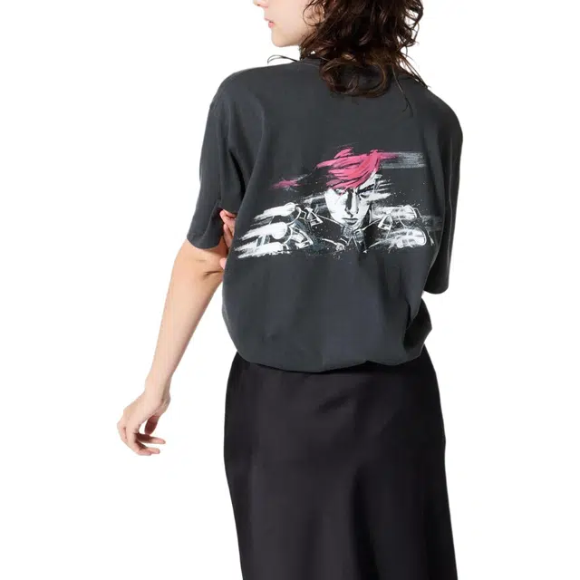 UNIQLO x FW24 logoT