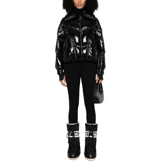 Moncler FW23 Cluses Short Down Jacket