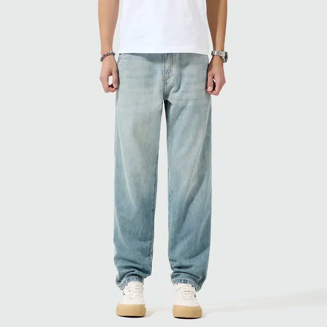 Lee Cooper