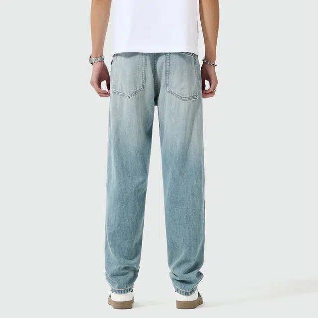 Lee Cooper